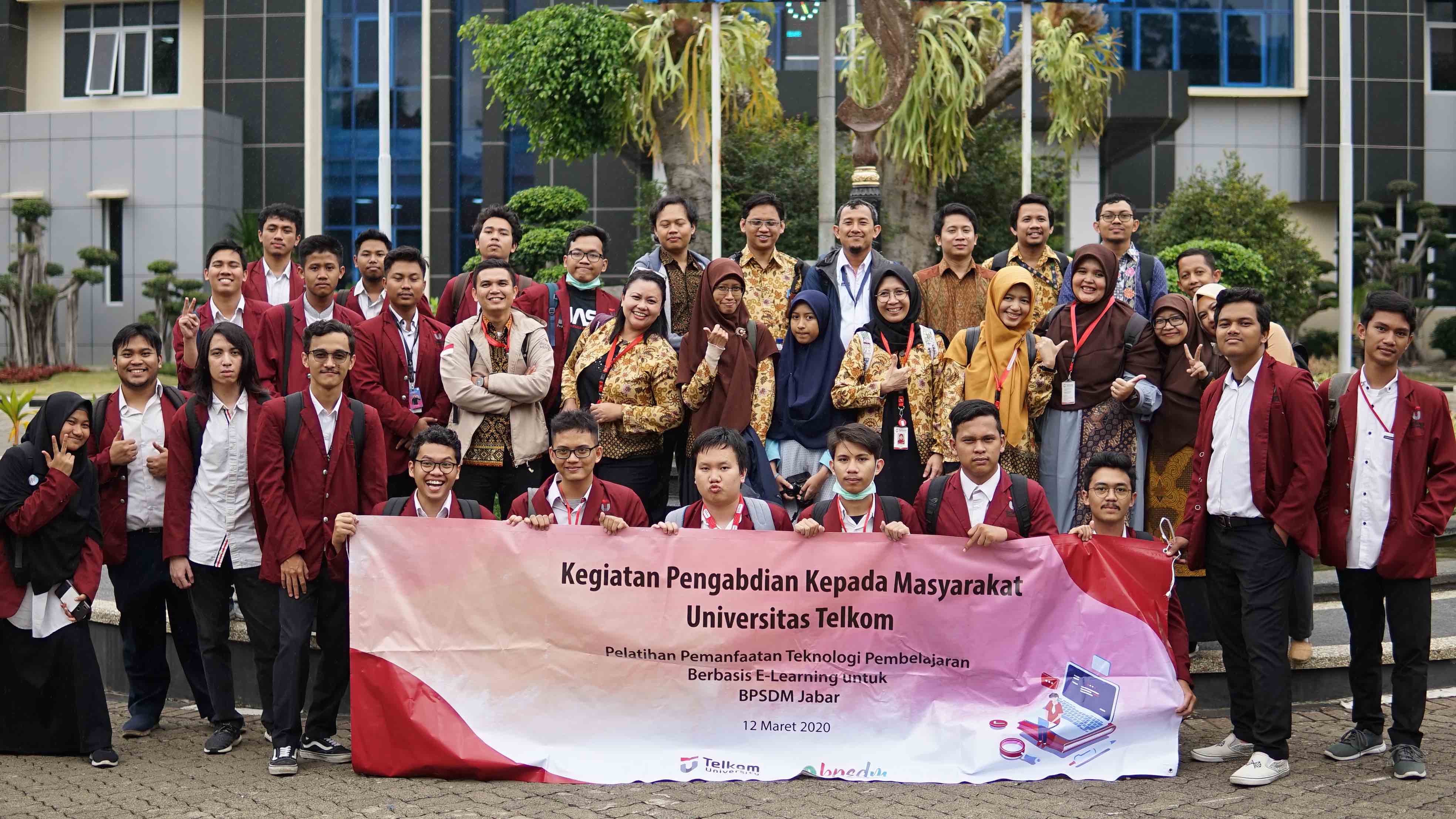 Pelatihan Media e-Learning Padlet Untuk BPSDM Provinsi  Jawa Barat dan Widyaiswara